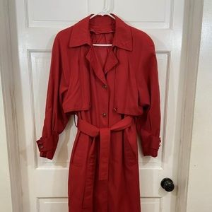 Women’s London Fog Red Trench Coat Belt Pockets Full Length Long Size 6 Vintage